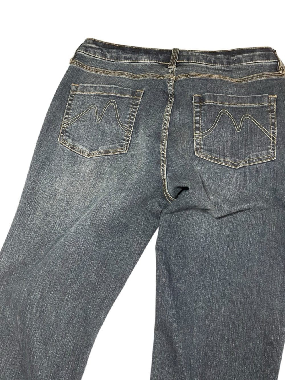 New York & Company CURVY BOOTCUT JEANS size 10 Tall - Picture 5 of 11